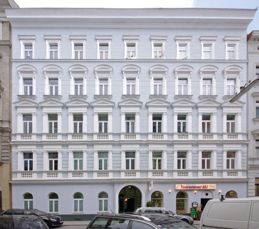 Herzlich Willkommen - Küss die Hand Viena Exterior foto
